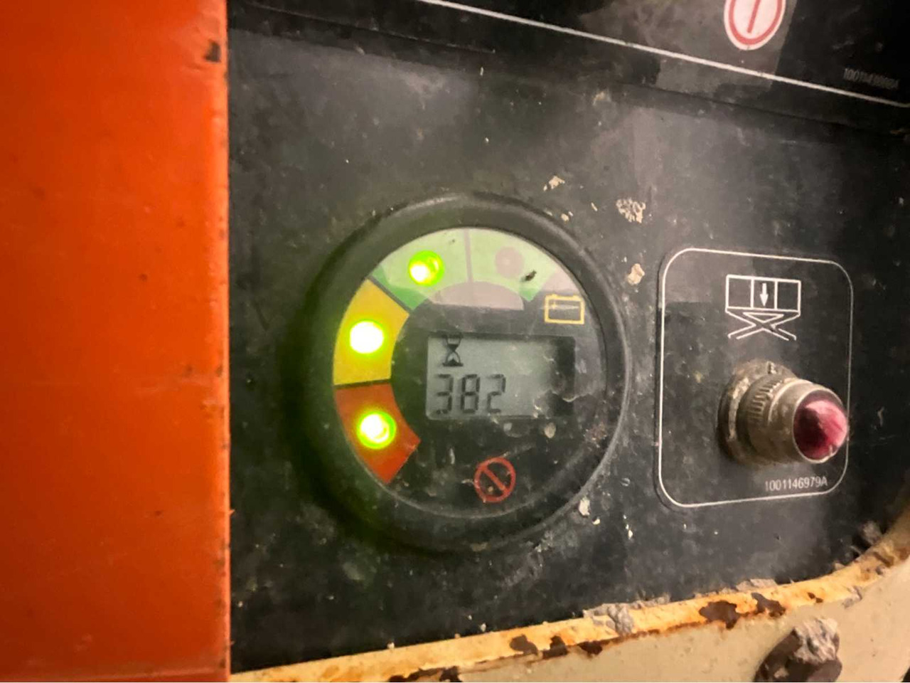 JLG -6RS - AERIAL PLATFORM, WORKING HEIGHT 7.8M, EXTENDABLE TO 2.55M - 382 HOURS - Подъёмник: фото 5 JLG -6RS - AERIAL PLATFORM, WORKING HEIGHT 7.8M, EXTENDABLE TO 2.55M - 382 HOURS - Подъёмник: фото 5