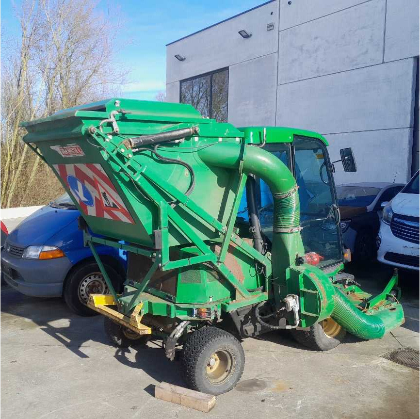 John Deere 1505 Series 4WD - Газонокосилка: фото 3 John Deere 1505 Series 4WD - Газонокосилка: фото 3