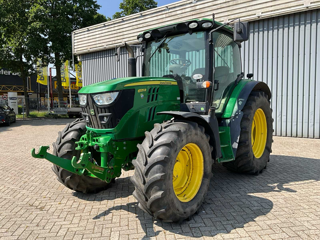 John Deere 6125R - Трактор: фото 1 John Deere 6125R - Трактор: фото 1