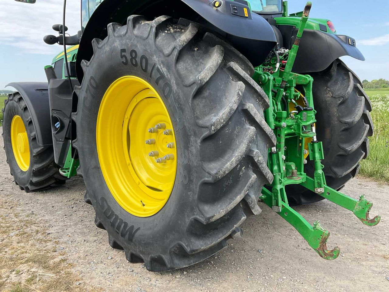 Трактор John Deere 6145R: фото 30