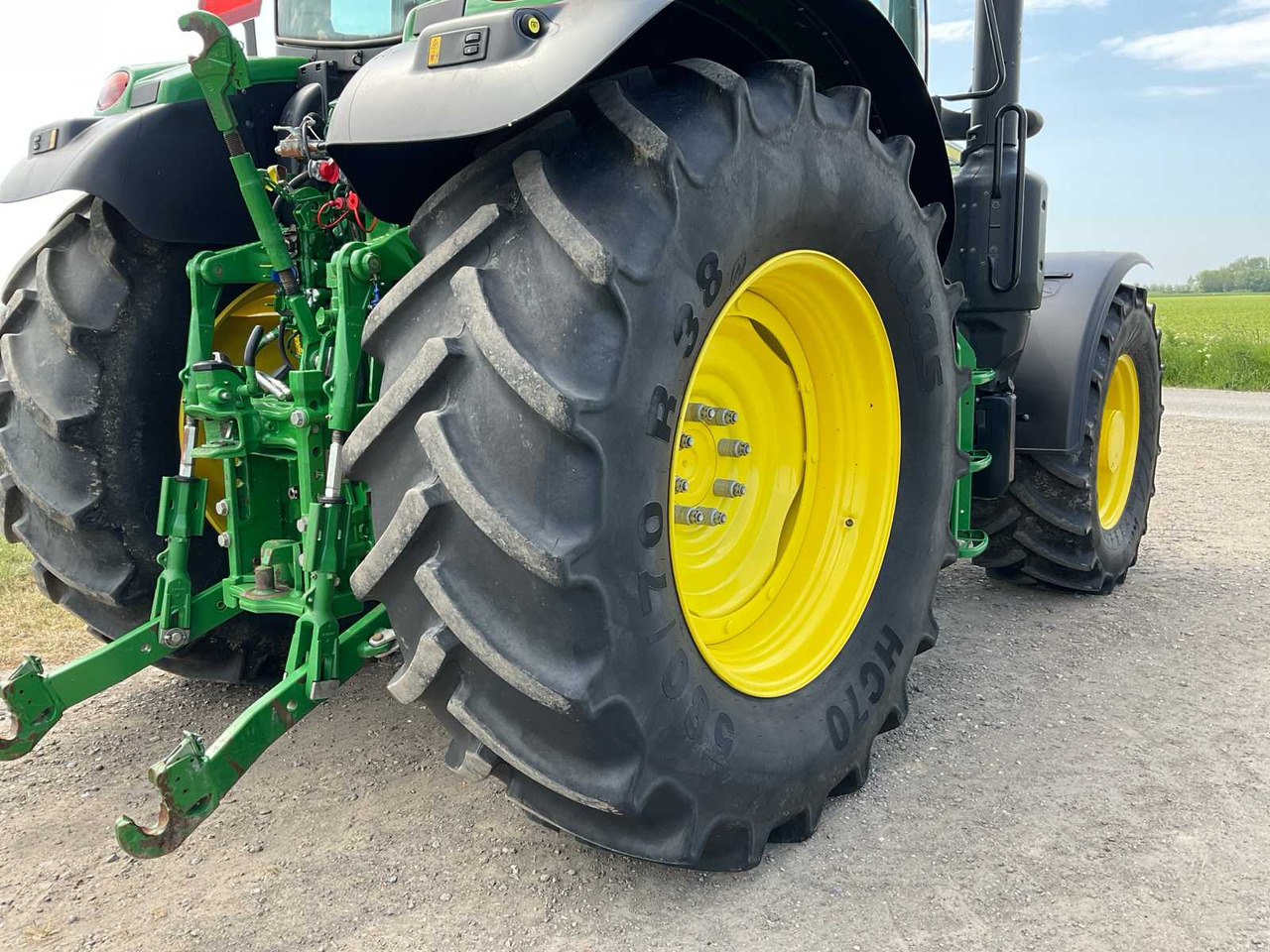 Трактор John Deere 6145R: фото 22