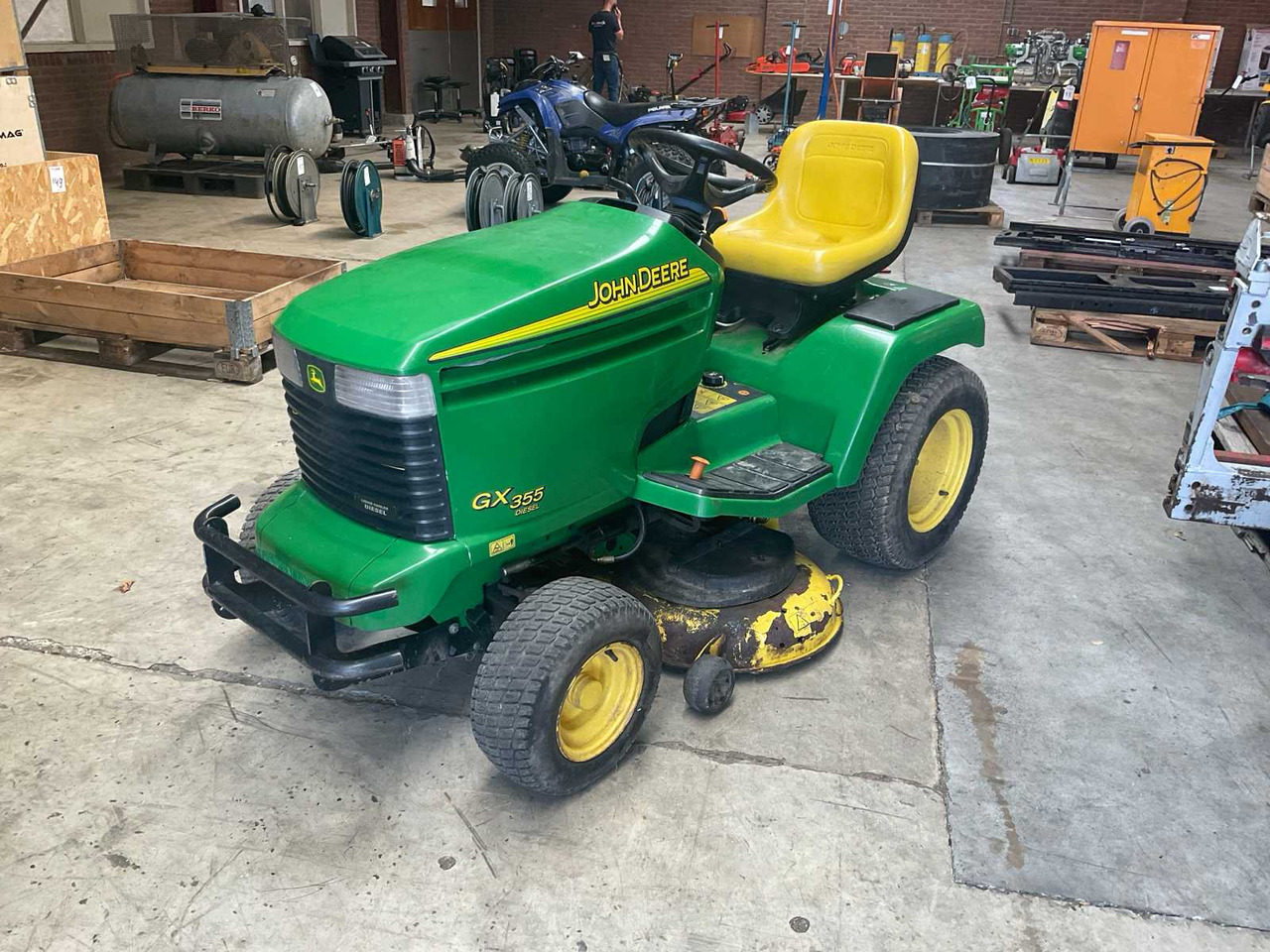John Deere Gx 355 diesel - Газонокосилка: фото 2 John Deere Gx 355 diesel - Газонокосилка: фото 2