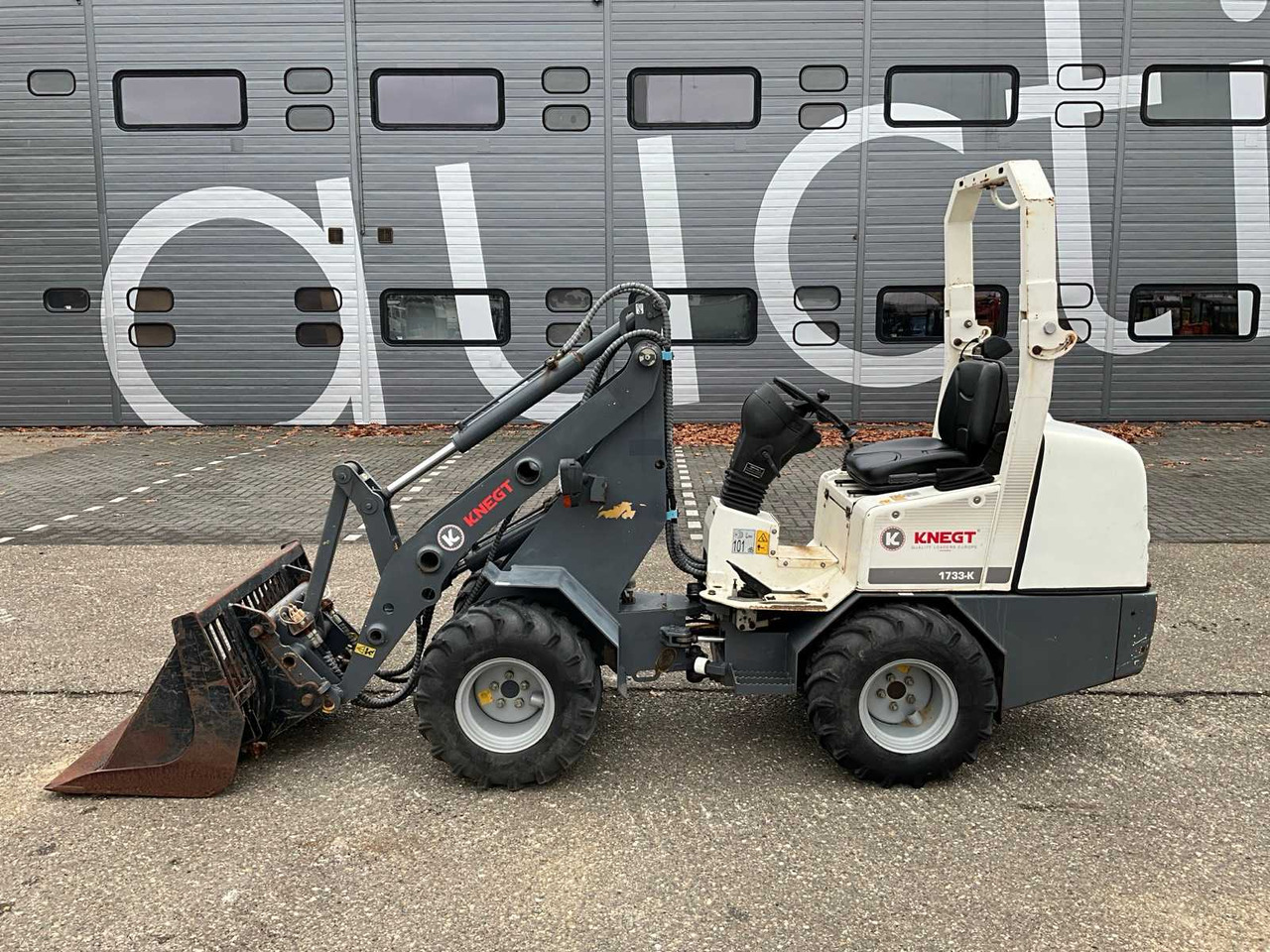Knegt 1733K - Колёсный погрузчик: фото 3 Knegt 1733K - Колёсный погрузчик: фото 3