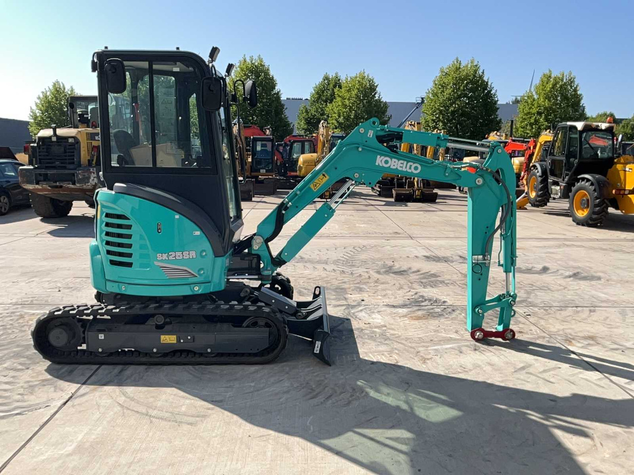 Kobelco SK25SR-6E - Мини-экскаватор: фото 4 Kobelco SK25SR-6E - Мини-экскаватор: фото 4