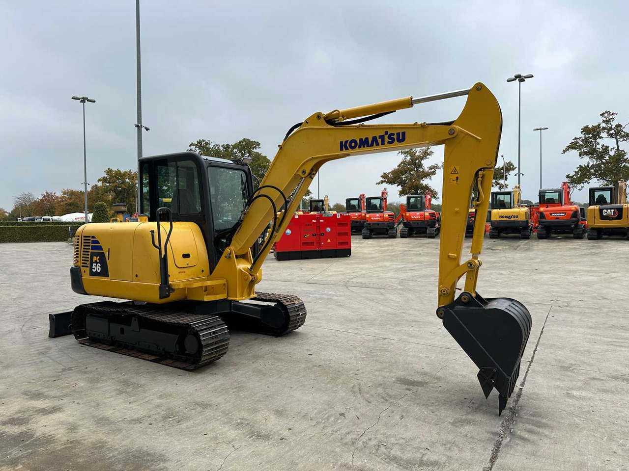 Komatsu KOMATSU - PC56-7 - MIDI EXCAVATOR - Гусеничный экскаватор: фото 3 Komatsu KOMATSU - PC56-7 - MIDI EXCAVATOR - Гусеничный экскаватор: фото 3