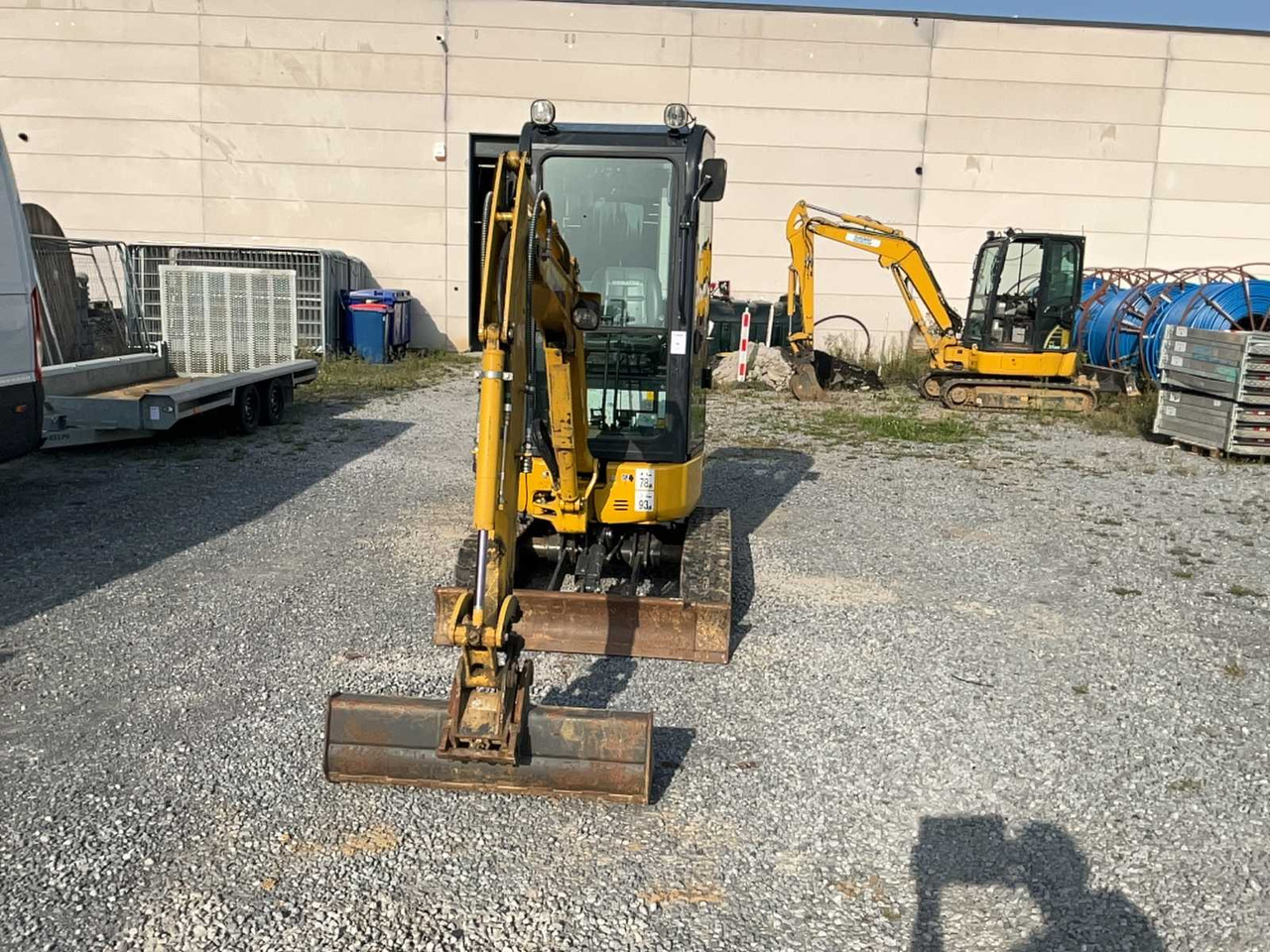 Komatsu PC16R HS - Мини-экскаватор: фото 2 Komatsu PC16R HS - Мини-экскаватор: фото 2