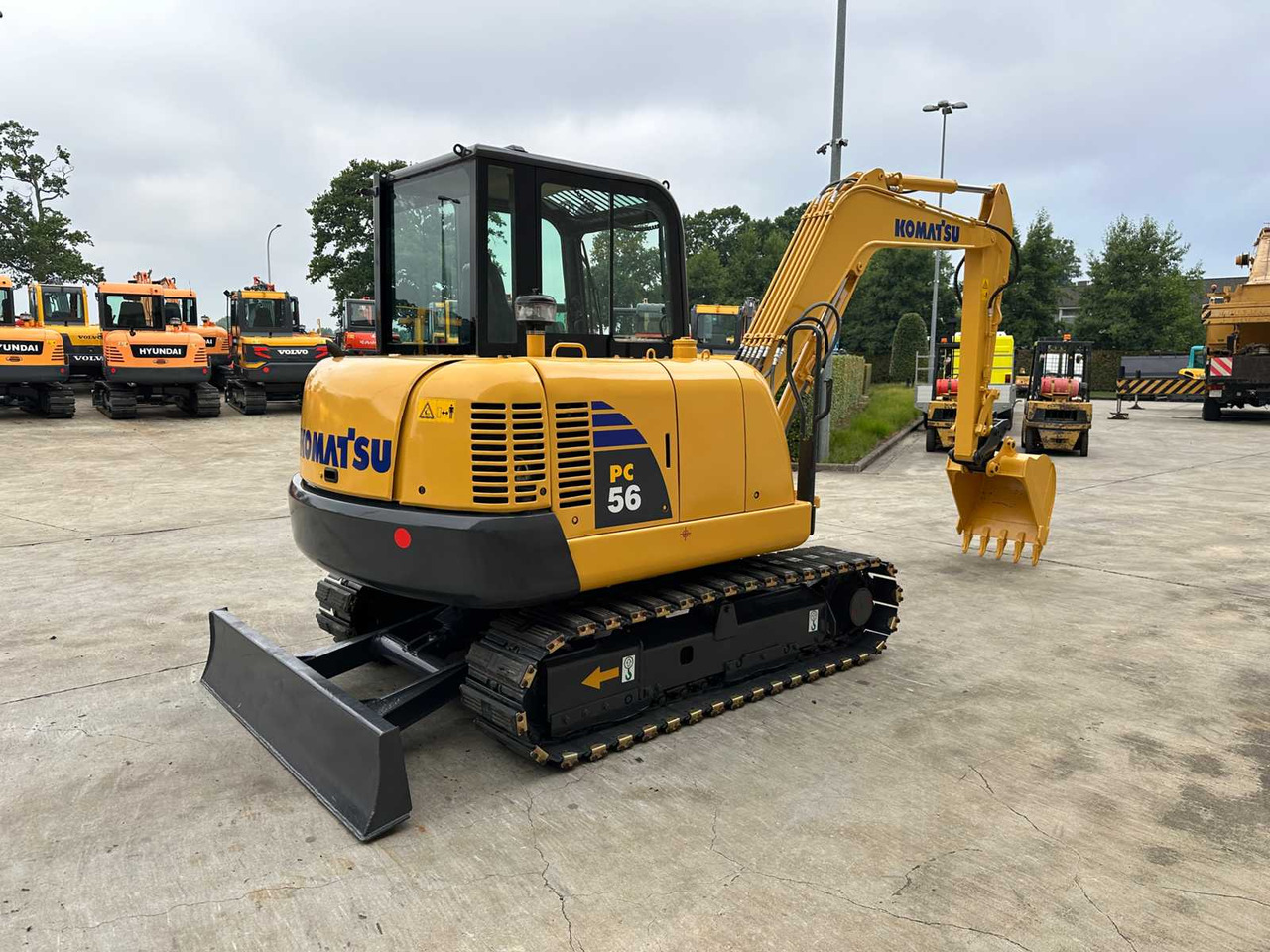 Komatsu PC56-7 - Гусеничный экскаватор: фото 4 Komatsu PC56-7 - Гусеничный экскаватор: фото 4