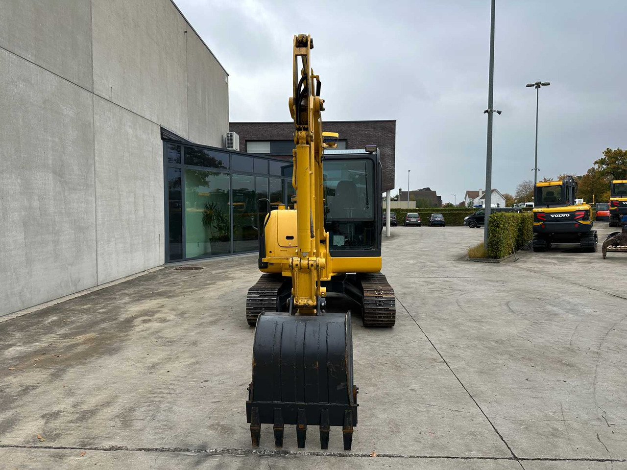 Komatsu PC56-7 - Гусеничный экскаватор: фото 2 Komatsu PC56-7 - Гусеничный экскаватор: фото 2