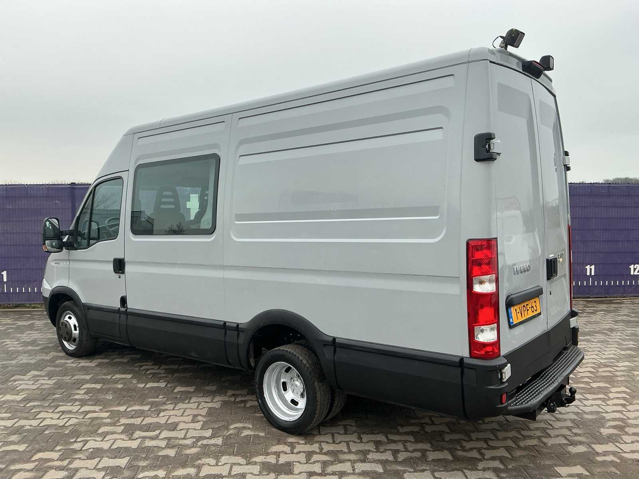 2011 - IVECO - DAILY - 35C15V 330 H3 - COMMERCIAL VEHICLE - Коммерческий автомобиль: фото 3 2011 - IVECO - DAILY - 35C15V 330 H3 - COMMERCIAL VEHICLE - Коммерческий автомобиль: фото 3