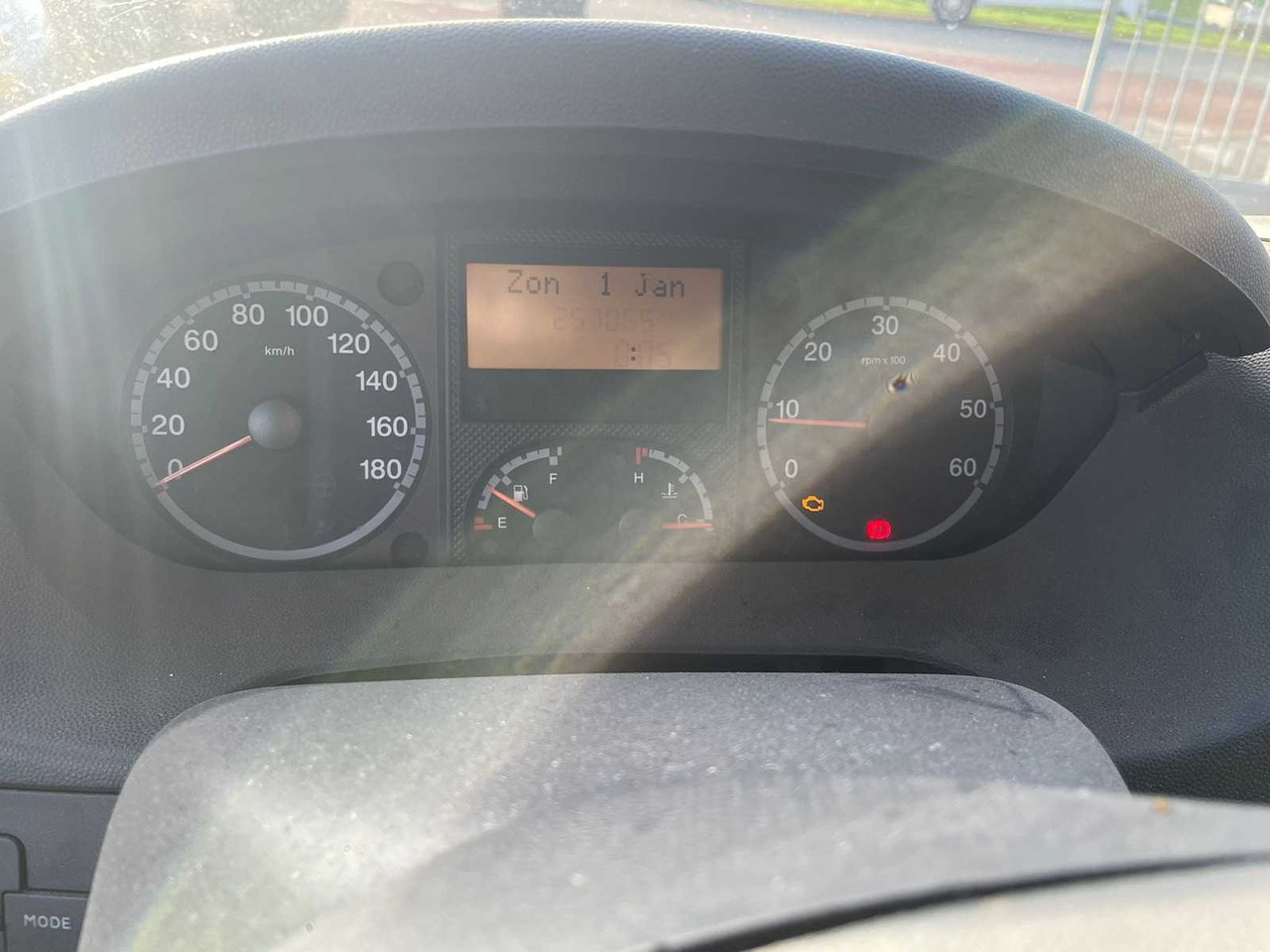 CITROEN JUMPER 33 2.2 HDI L2H2 | 53-VKB-4 - Коммерческий автомобиль: фото 4 CITROEN JUMPER 33 2.2 HDI L2H2 | 53-VKB-4 - Коммерческий автомобиль: фото 4