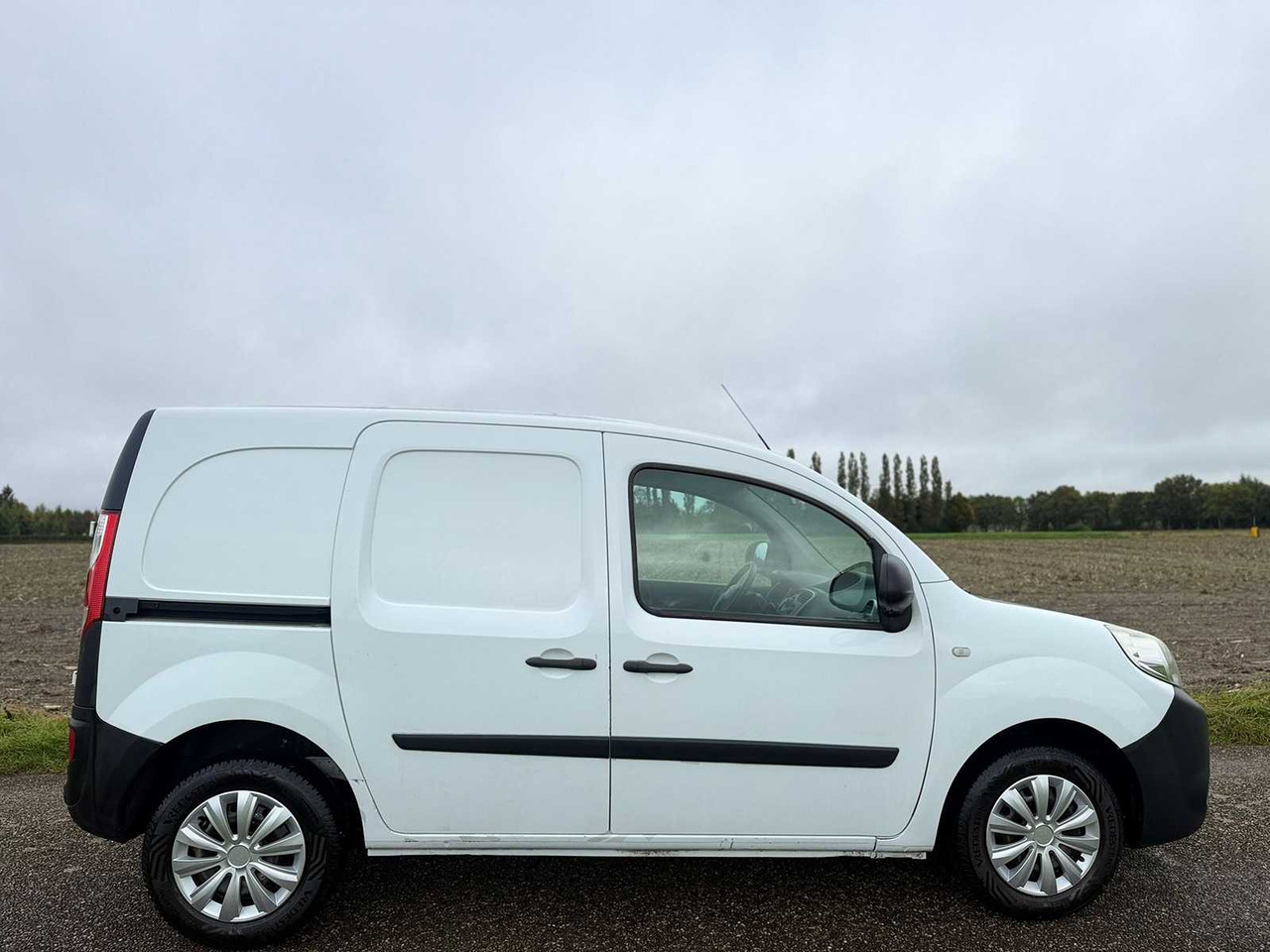 RENAULT - KANGOO EXPRESS - 1.5 DCI 90 EXBL.ES&S - VH-160-H - Коммерческий автомобиль: фото 4 RENAULT - KANGOO EXPRESS - 1.5 DCI 90 EXBL.ES&S - VH-160-H - Коммерческий автомобиль: фото 4