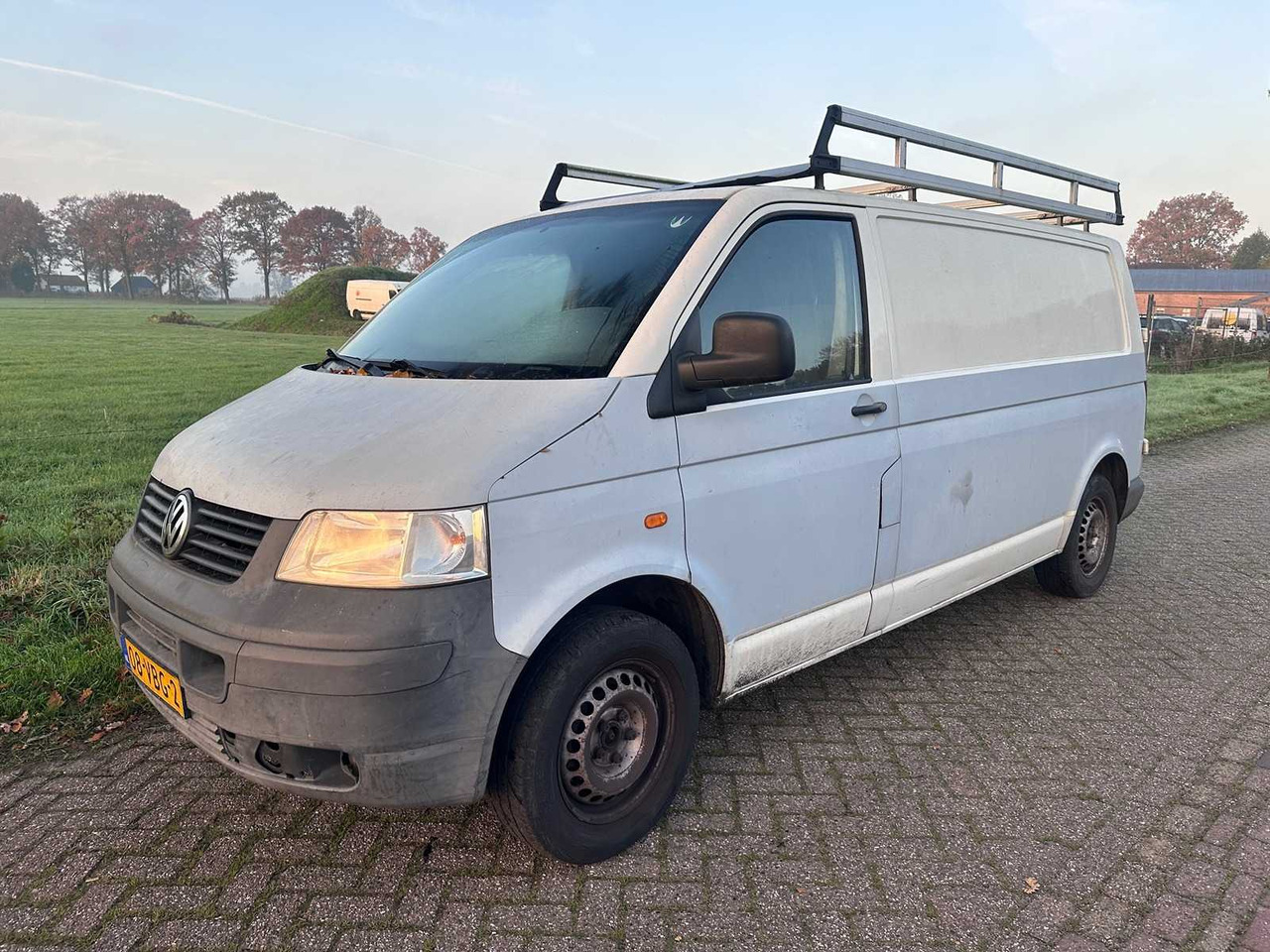 VOLKSWAGEN - TRANSPORTER T5 2.5 TDI 340 - 08-VBG-2 - Коммерческий автомобиль: фото 1 VOLKSWAGEN - TRANSPORTER T5 2.5 TDI 340 - 08-VBG-2 - Коммерческий автомобиль: фото 1