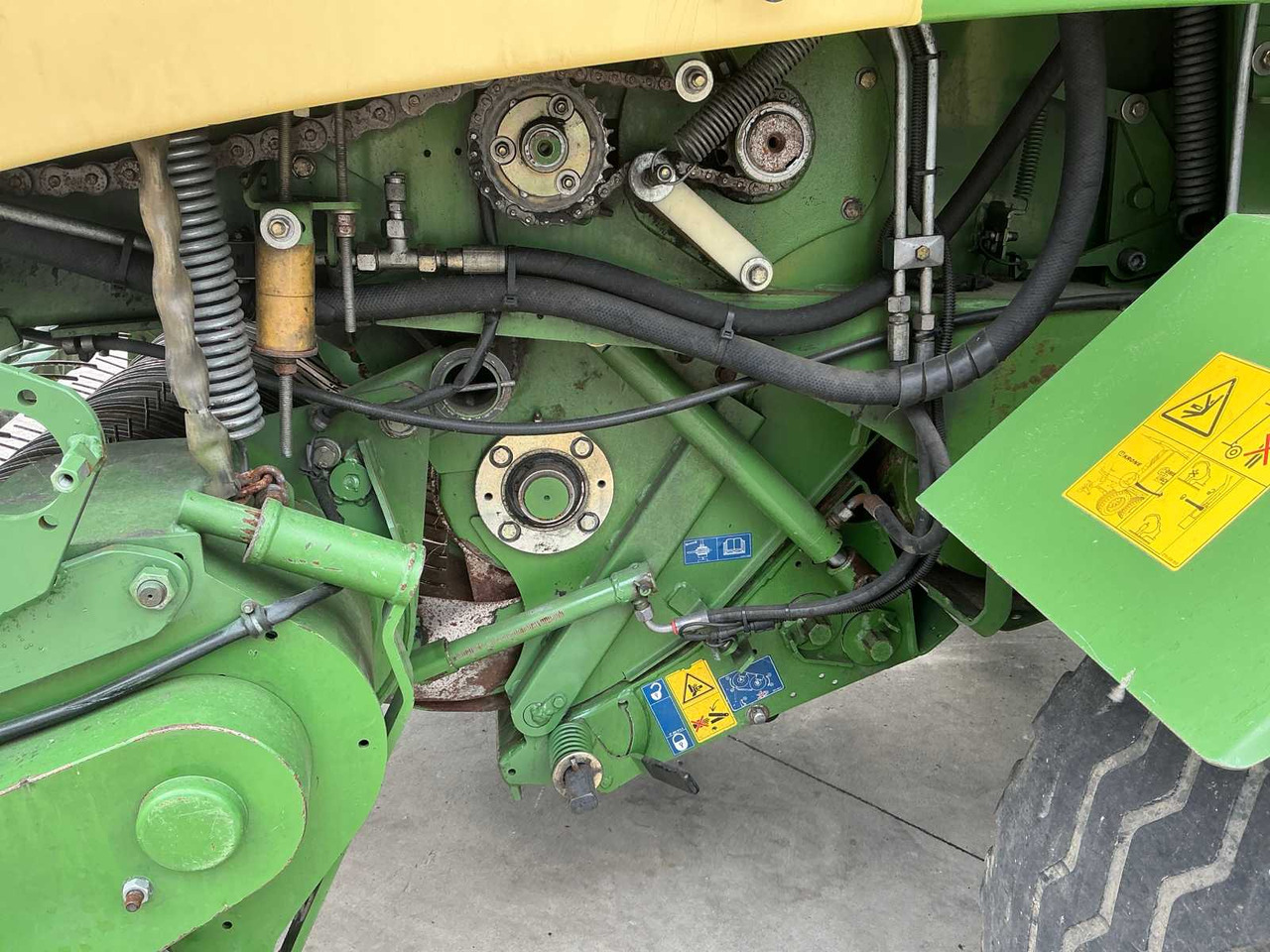 Пресс-подборщик рулонный Krone Comprima CF 155 XC: фото 18