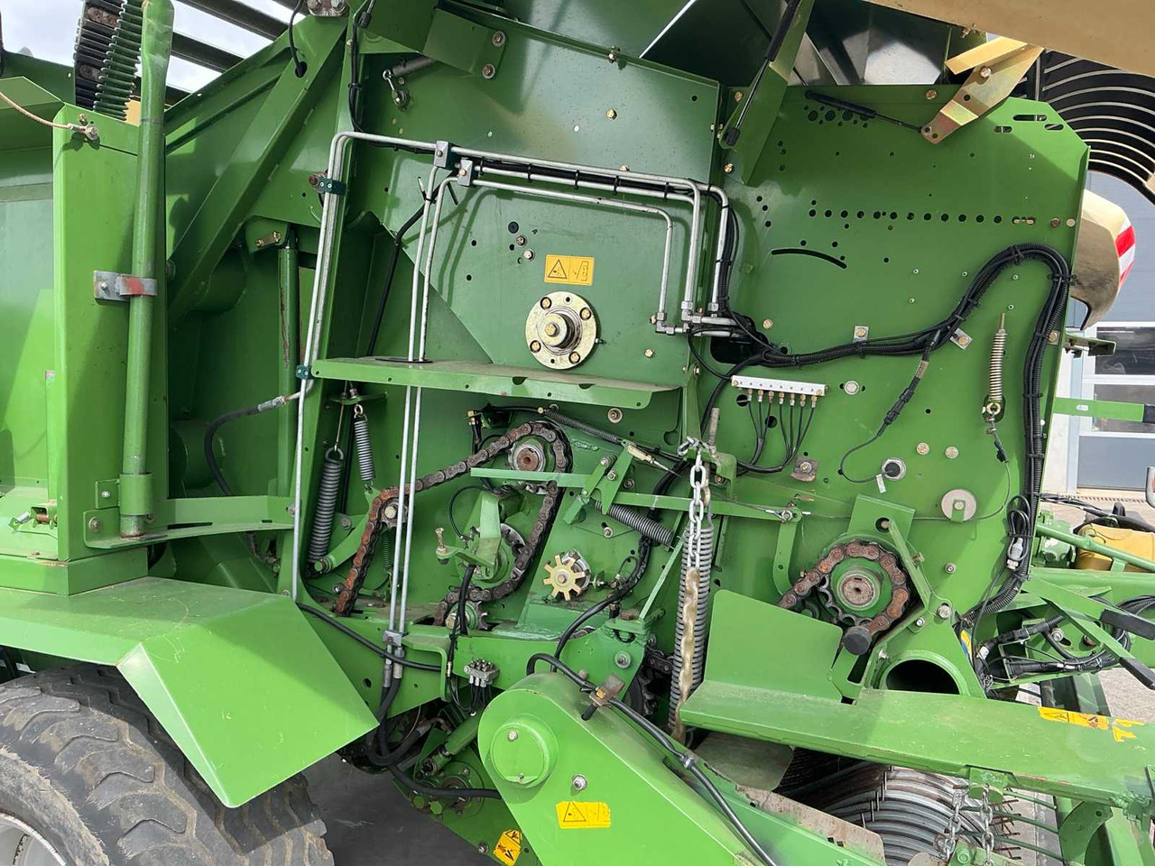 Пресс-подборщик рулонный Krone Comprima CF 155 XC: фото 33
