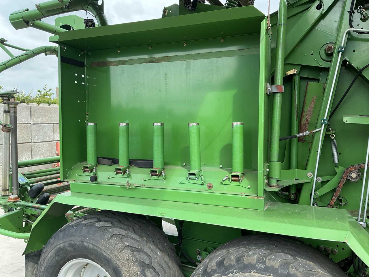 Пресс-подборщик рулонный Krone Comprima CF 155 XC: фото 35