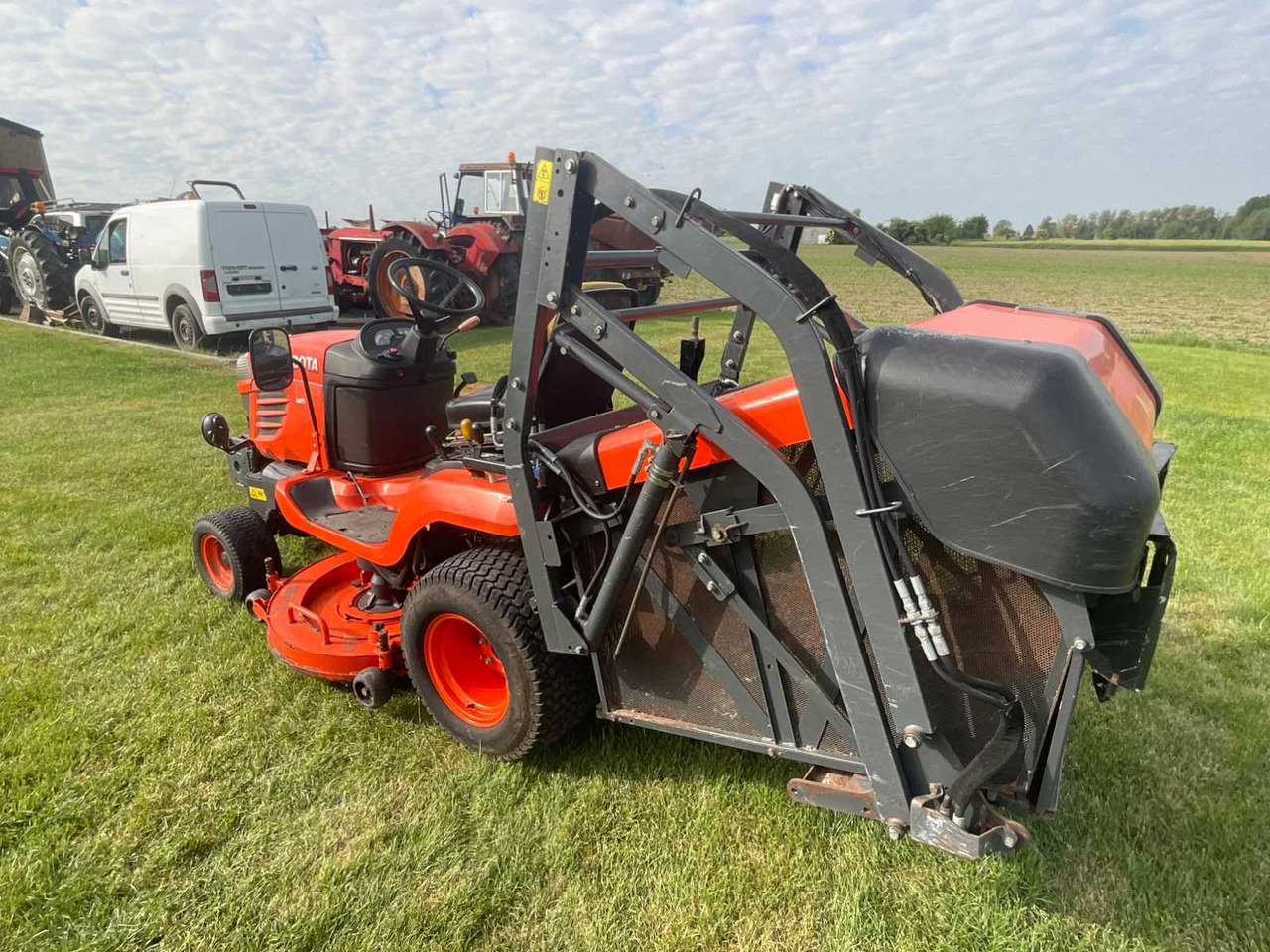Kubota G 26 HD - Газонокосилка: фото 3 Kubota G 26 HD - Газонокосилка: фото 3