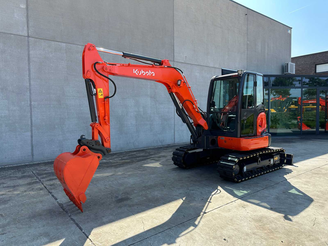 Kubota KX155-5 - Гусеничный экскаватор: фото 1 Kubota KX155-5 - Гусеничный экскаватор: фото 1