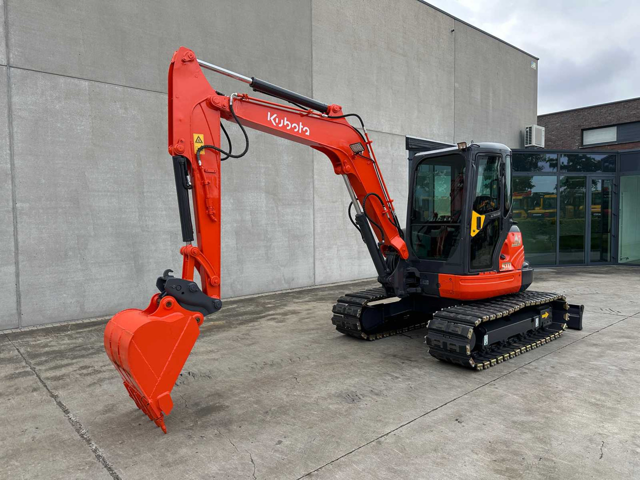 Kubota KX161-3 - Гусеничный экскаватор: фото 1 Kubota KX161-3 - Гусеничный экскаватор: фото 1