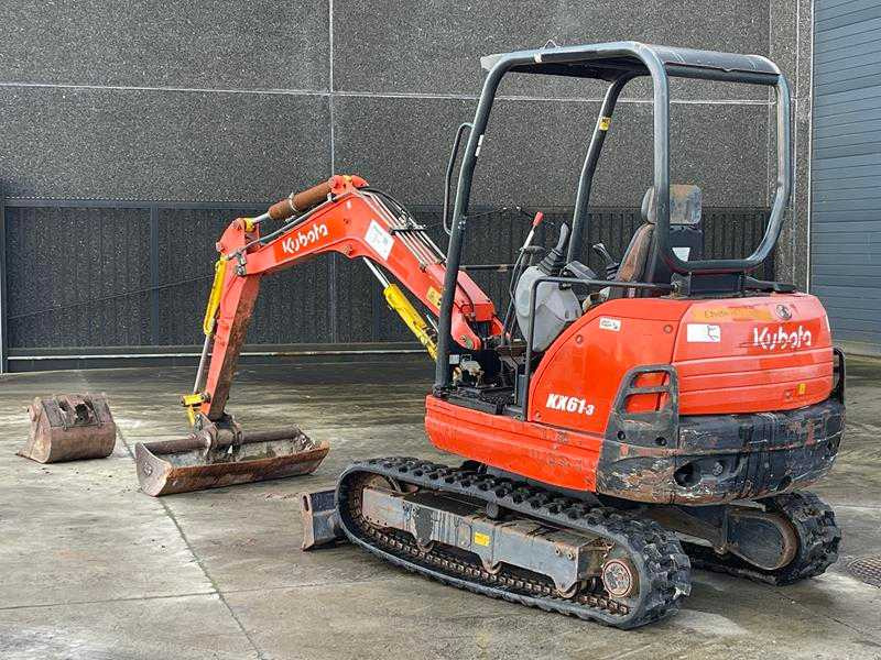 Kubota KX61-3 - Гусеничный экскаватор: фото 2 Kubota KX61-3 - Гусеничный экскаватор: фото 2