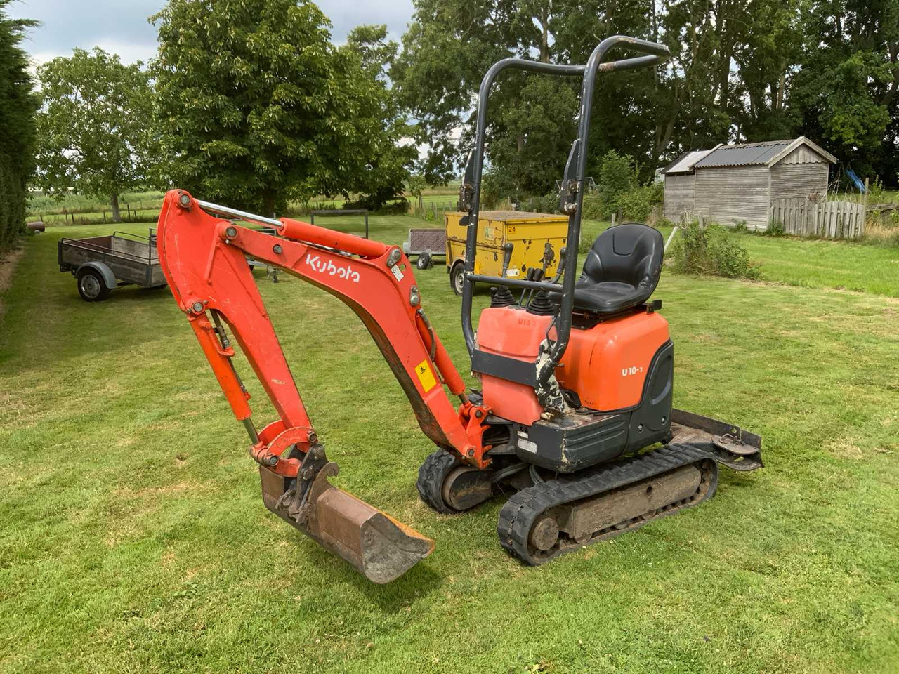 Kubota U10-3 - Гусеничный экскаватор: фото 1 Kubota U10-3 - Гусеничный экскаватор: фото 1