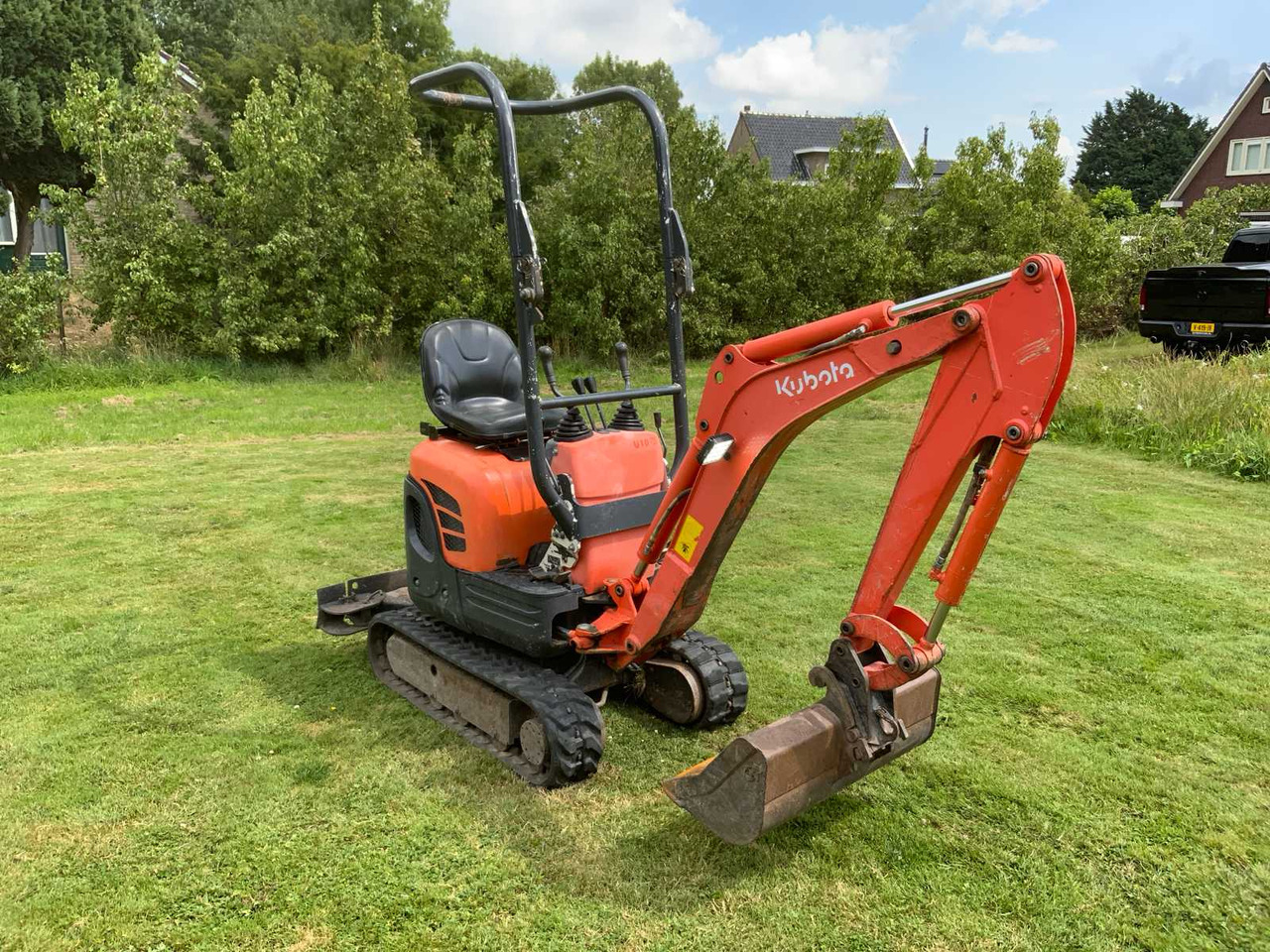Kubota U10-3 - Гусеничный экскаватор: фото 3 Kubota U10-3 - Гусеничный экскаватор: фото 3