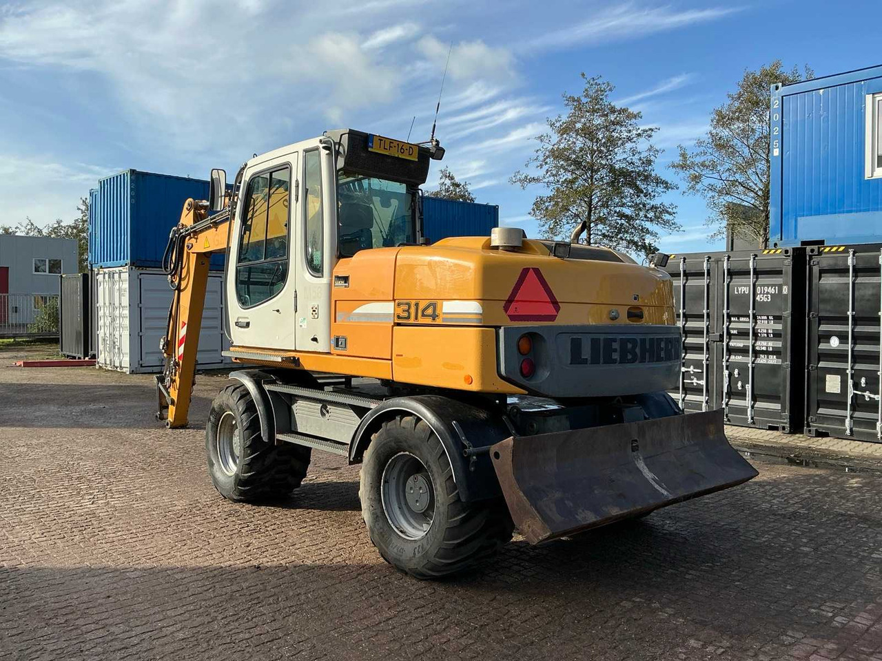 LIEBHERR A314 WHEELED EXCAVATOR - Колёсный экскаватор: фото 3 LIEBHERR A314 WHEELED EXCAVATOR - Колёсный экскаватор: фото 3
