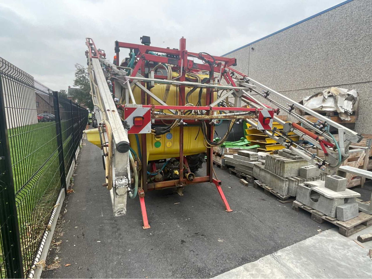 M.Beyne Portee BU2LF 1200 - Опрыскиватель: фото 3 M.Beyne Portee BU2LF 1200 - Опрыскиватель: фото 3