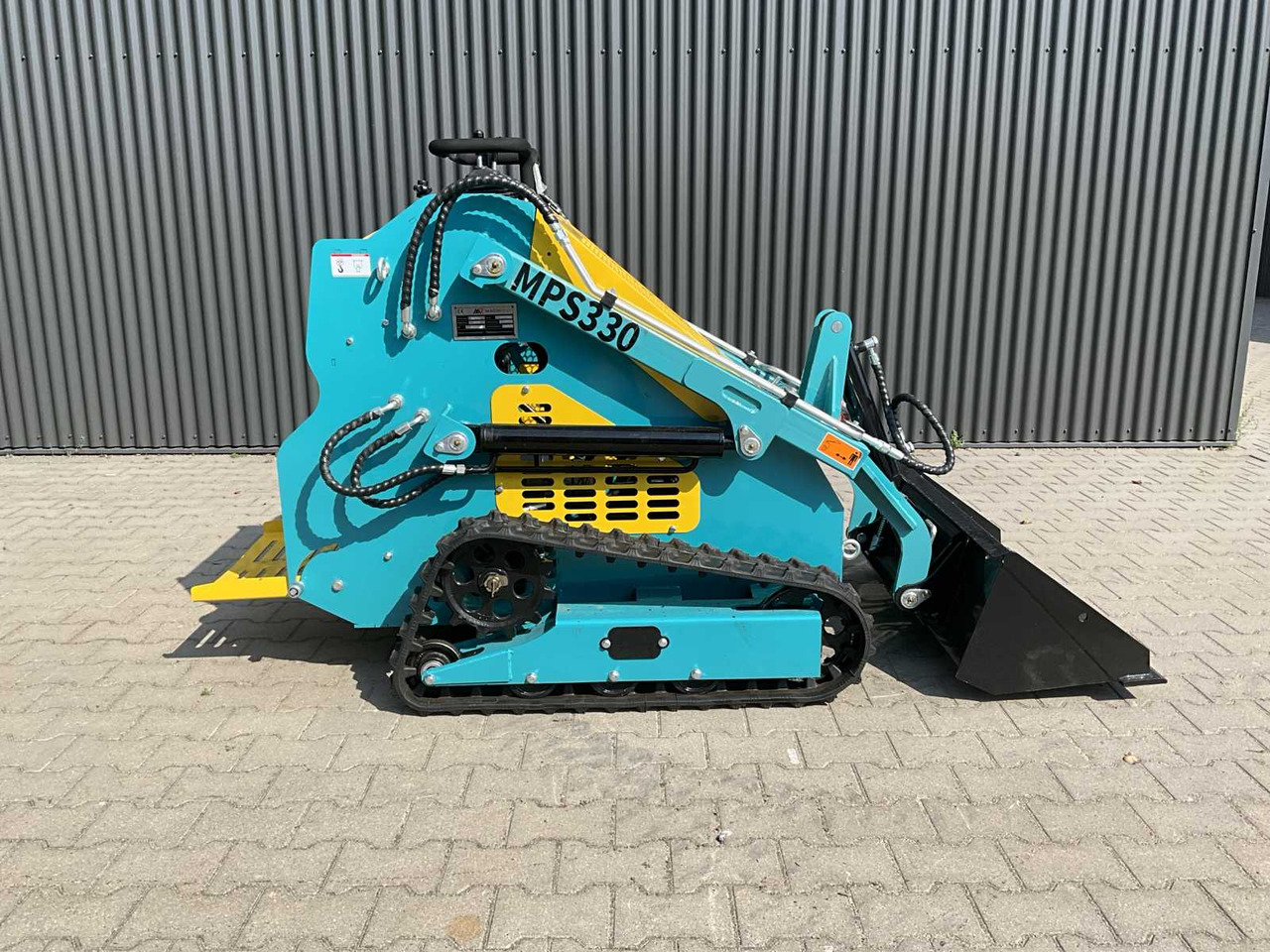 Mach Pro MP-S330 - Мини-погрузчик с бортовым поворотом: фото 5 Mach Pro MP-S330 - Мини-погрузчик с бортовым поворотом: фото 5