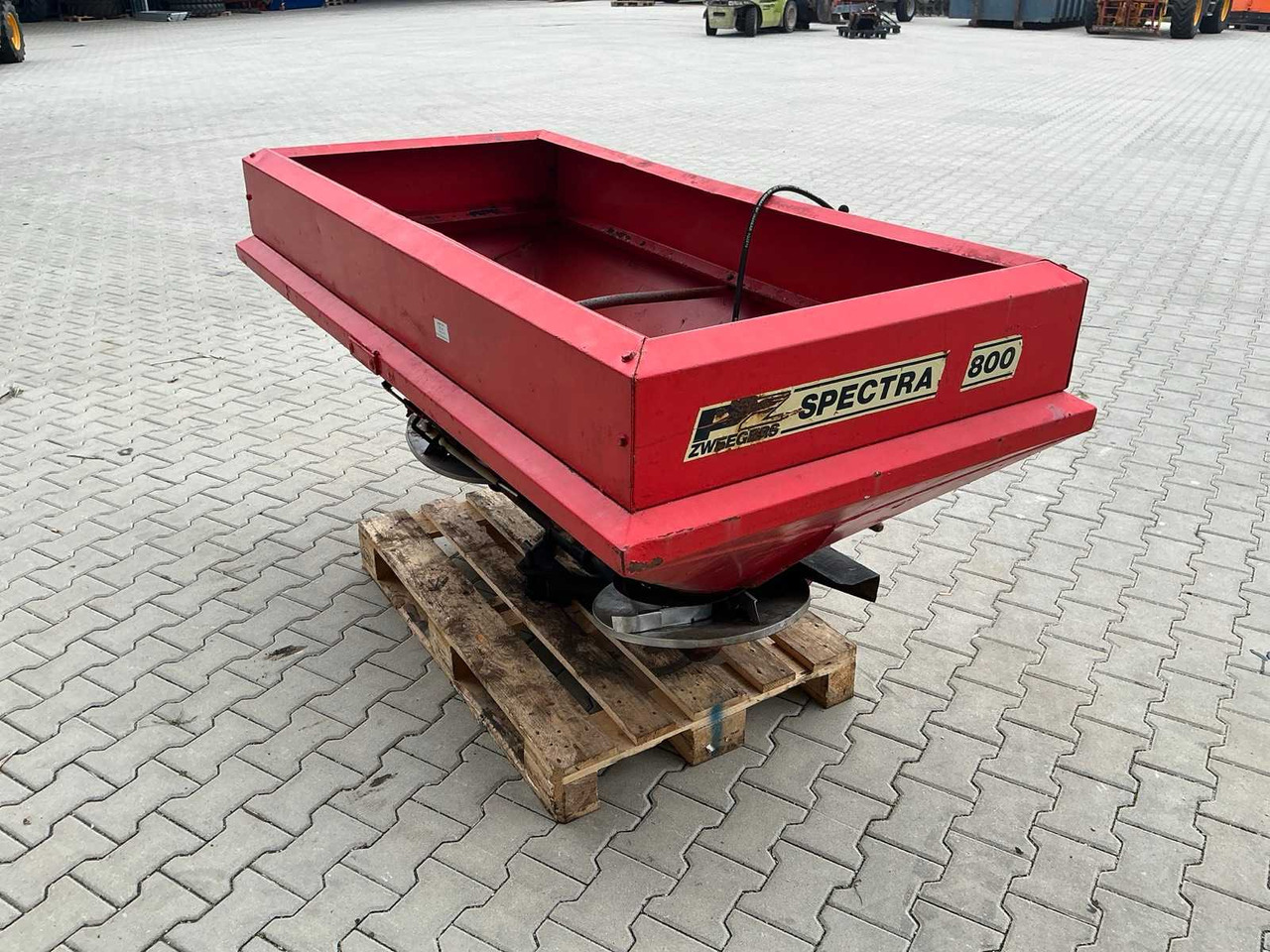 PZ Zweegers Spectra 800 - Разбрасыватель удобрений: фото 2 PZ Zweegers Spectra 800 - Разбрасыватель удобрений: фото 2