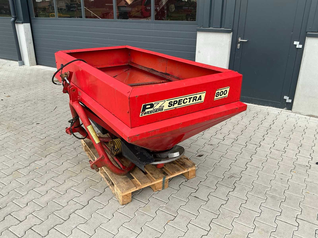PZ Zweegers Spectra 800 - Разбрасыватель удобрений: фото 5 PZ Zweegers Spectra 800 - Разбрасыватель удобрений: фото 5