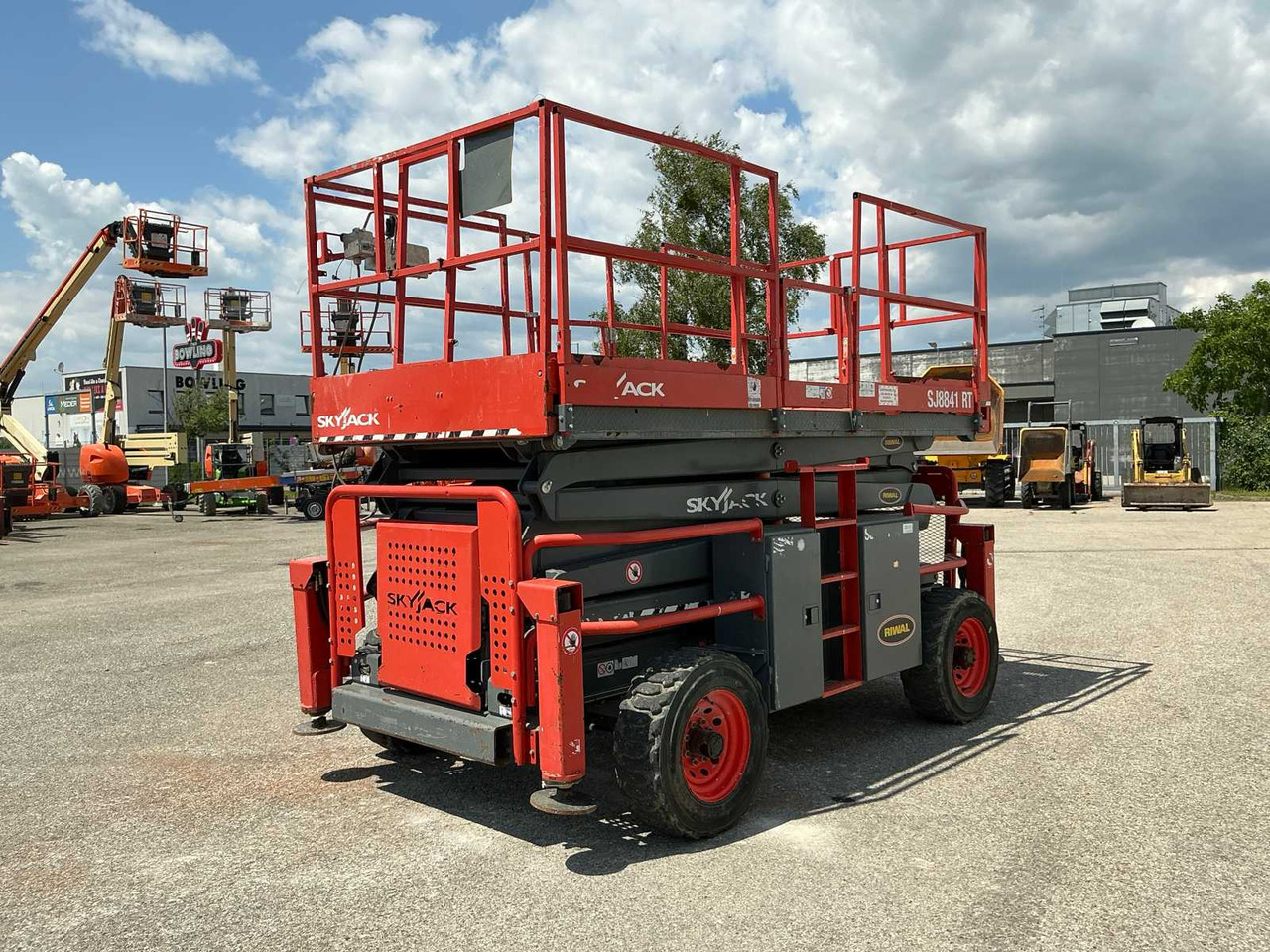 Skyjack SJ8841 RT 4x4 - Подъёмник: фото 2 Skyjack SJ8841 RT 4x4 - Подъёмник: фото 2