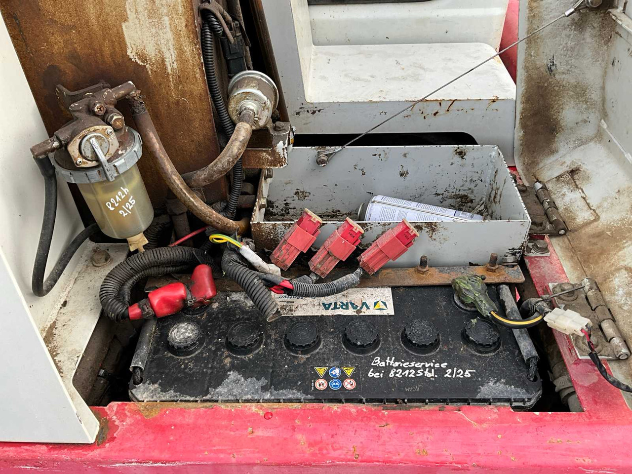 Гусеничный экскаватор Takeuchi TB145: фото 29