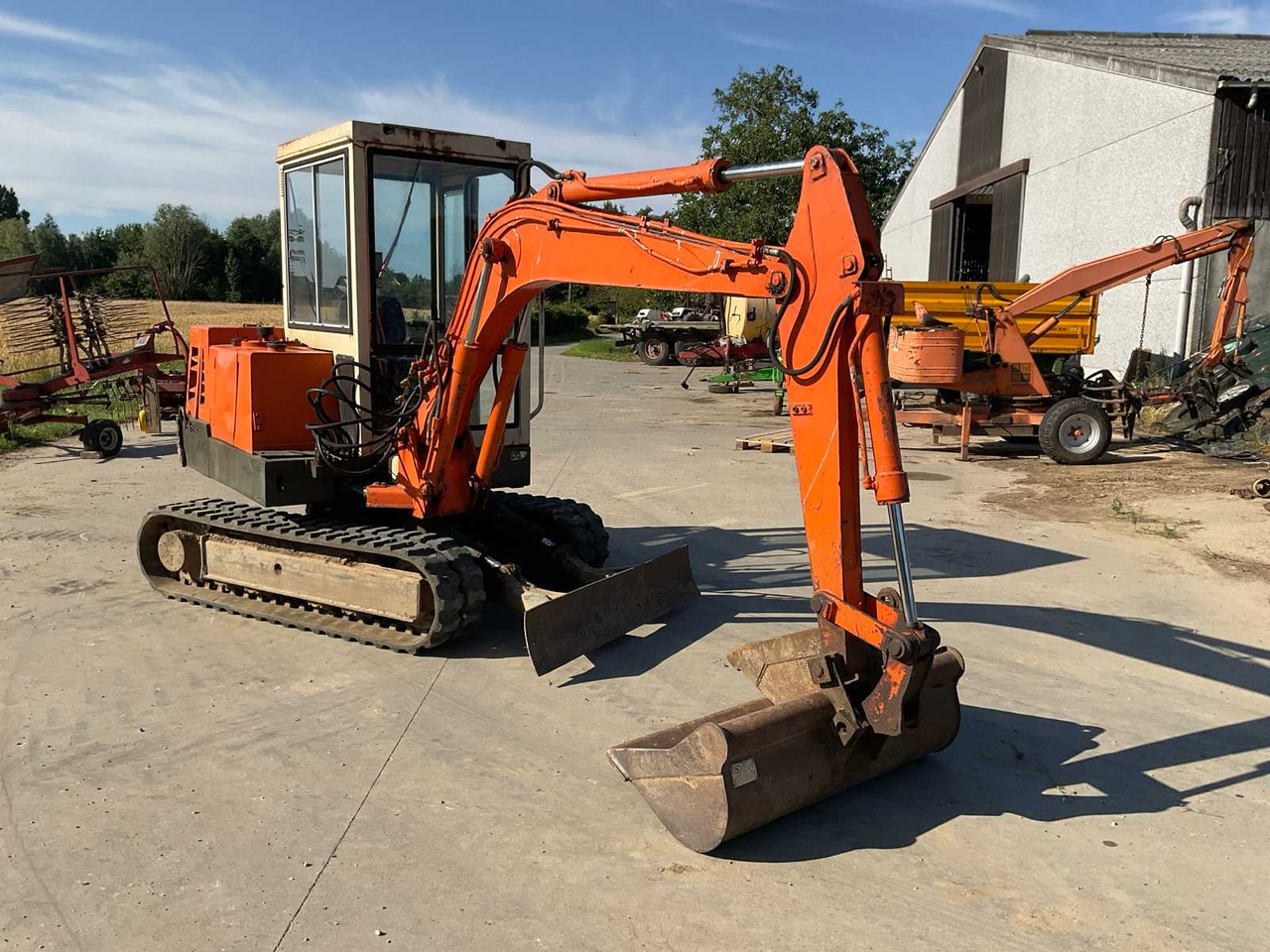 Takeuchi TB36 - Мини-экскаватор: фото 1 Takeuchi TB36 - Мини-экскаватор: фото 1