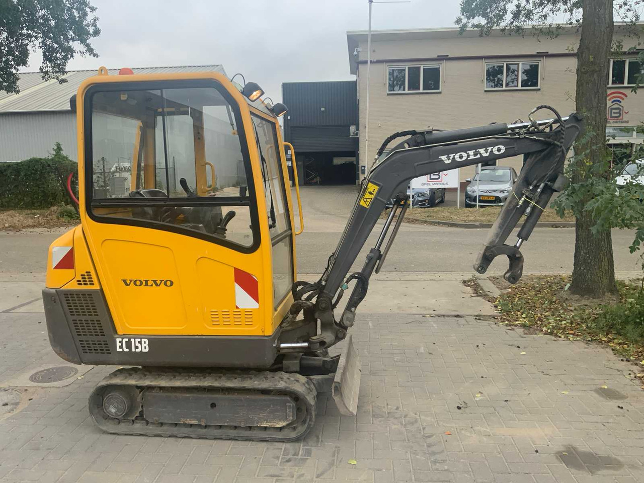 Volvo EC15B XR - Мини-экскаватор: фото 3 Volvo EC15B XR - Мини-экскаватор: фото 3