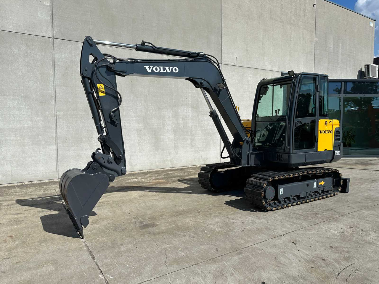 Volvo EC60C - Гусеничный экскаватор: фото 1 Volvo EC60C - Гусеничный экскаватор: фото 1