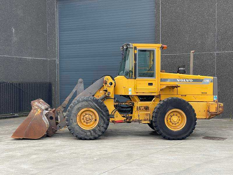 Volvo L70C - Мини-погрузчик с бортовым поворотом: фото 2 Volvo L70C - Мини-погрузчик с бортовым поворотом: фото 2