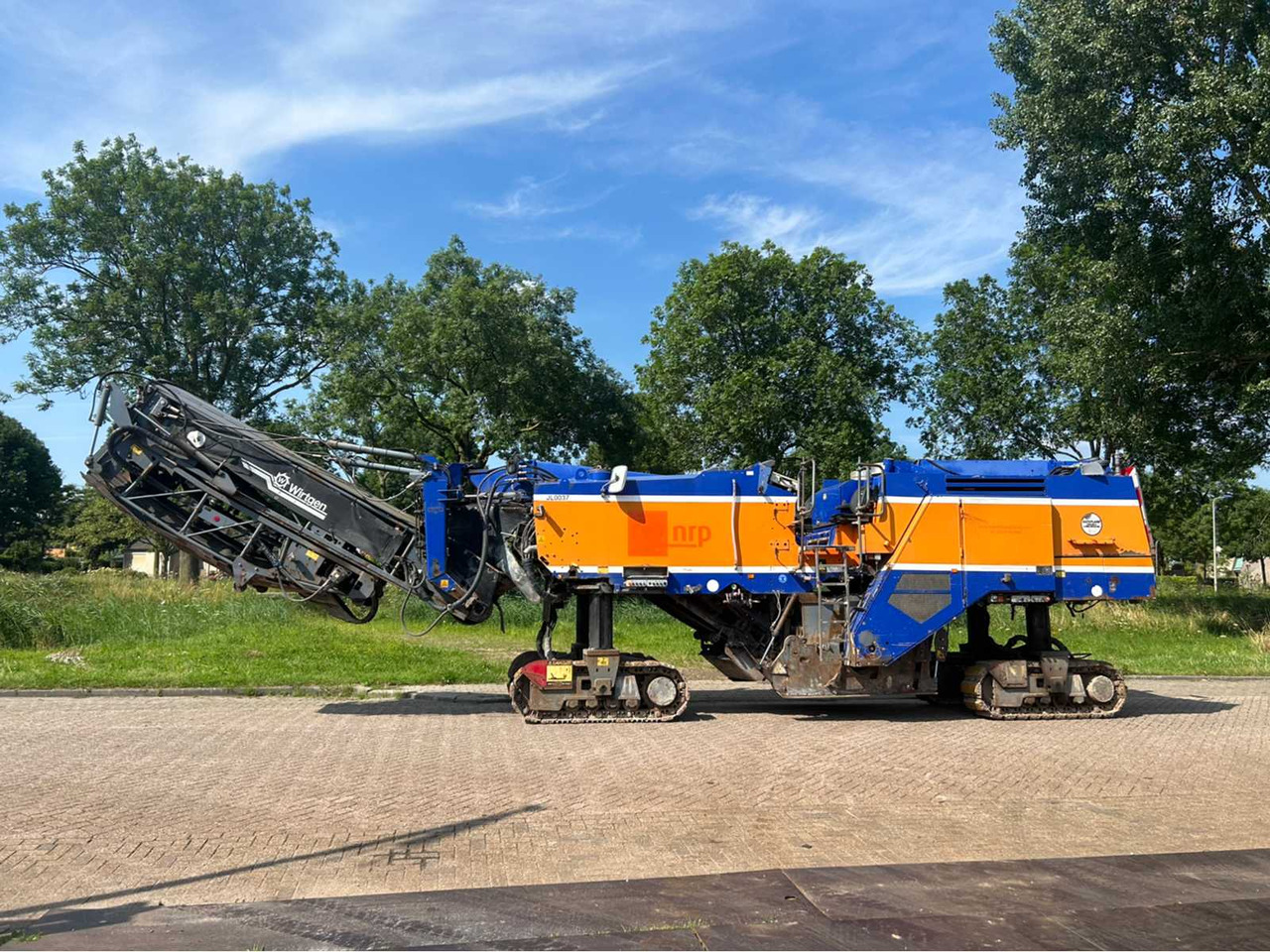 Wirtgen W2200 - Дорожная фреза: фото 2 Wirtgen W2200 - Дорожная фреза: фото 2