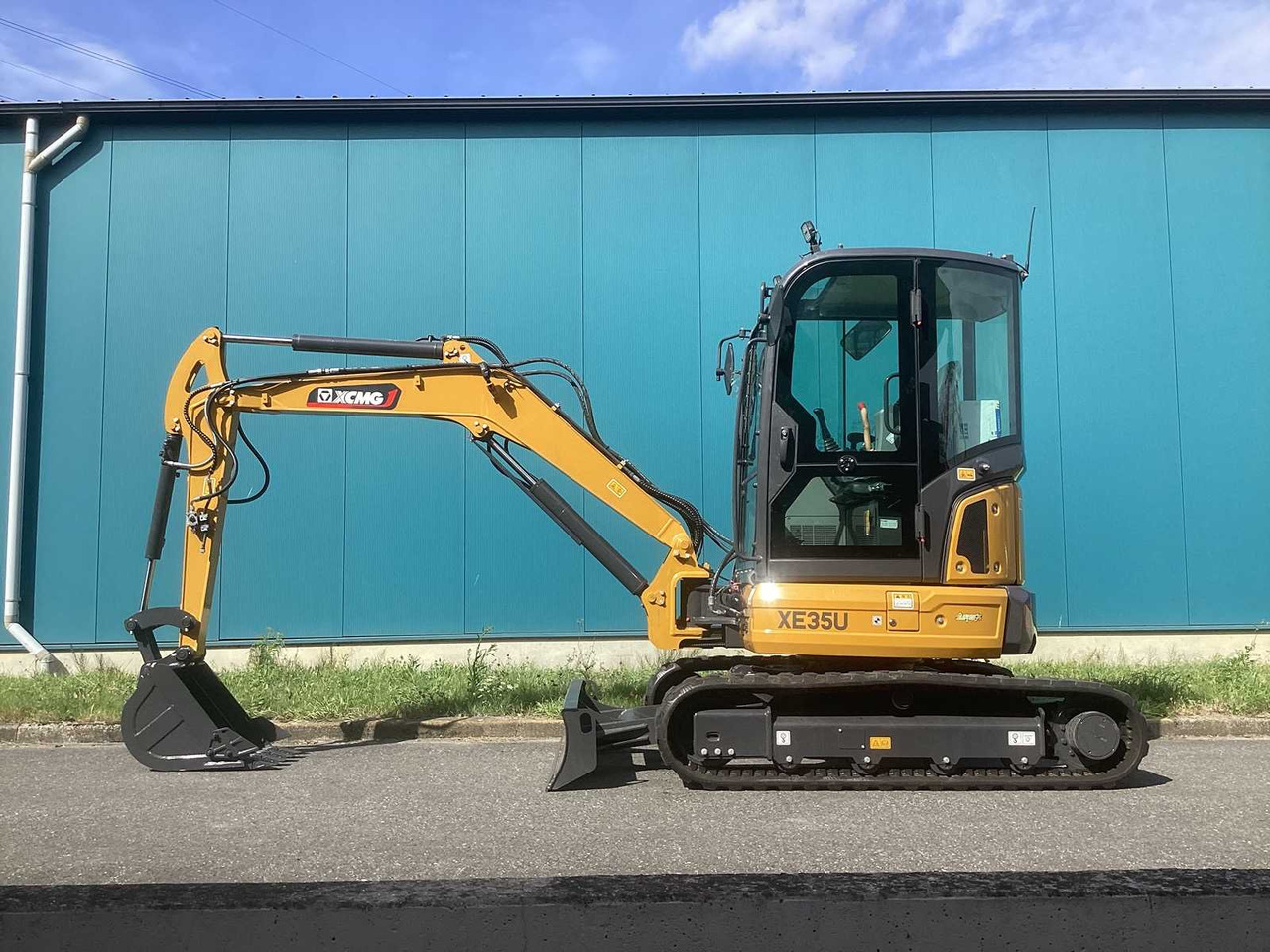 XCMG XE35U - Гусеничный экскаватор: фото 2 XCMG XE35U - Гусеничный экскаватор: фото 2