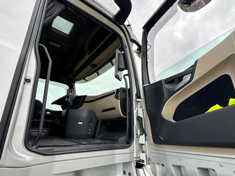 Тентованный грузовик Mercedes-Benz Actros ACTROS 2545LL EURO6. 2021. 280dKm!!: фото 17