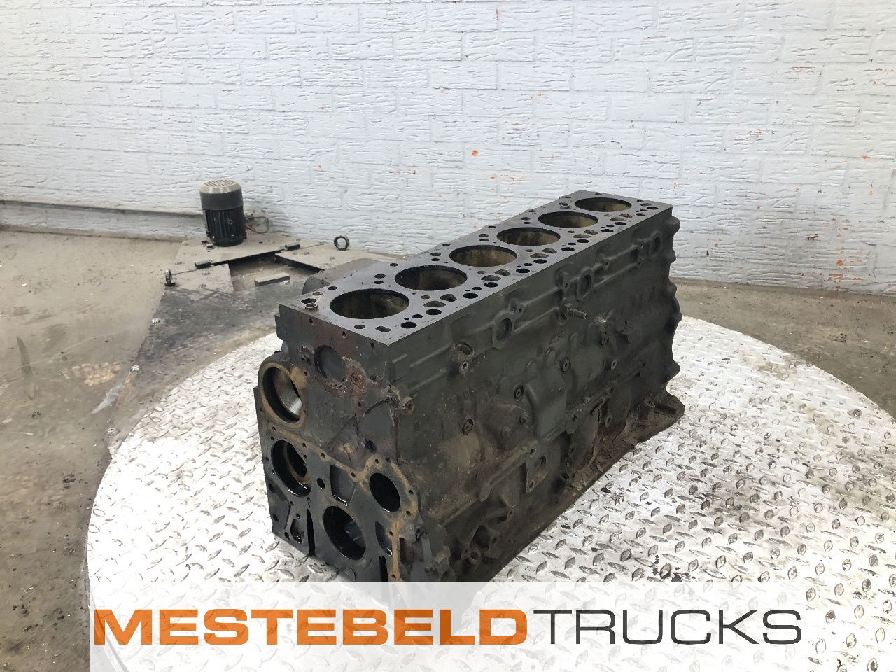 DAF Motorblok - Двигатель и запчасти для Грузовиков: фото 1 DAF Motorblok - Двигатель и запчасти для Грузовиков: фото 1