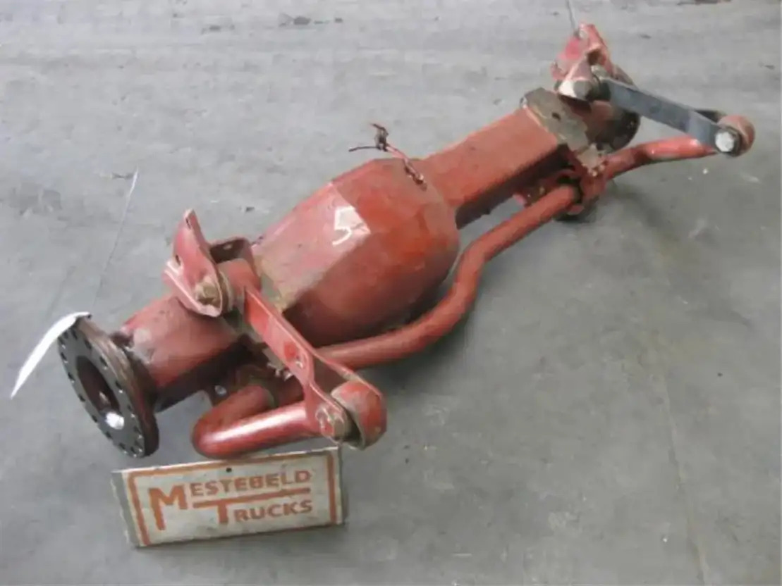 Iveco Voorasbanjo eurotrakker 8x8 - Передняя ось для Грузовиков: фото 1 Iveco Voorasbanjo eurotrakker 8x8 - Передняя ось для Грузовиков: фото 1