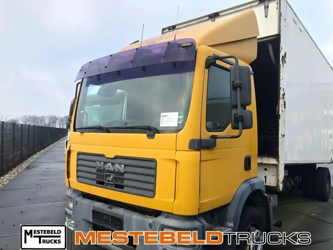 MAN Cabine TGM 15.240 - Кабина для Грузовиков: фото 1 MAN Cabine TGM 15.240 - Кабина для Грузовиков: фото 1