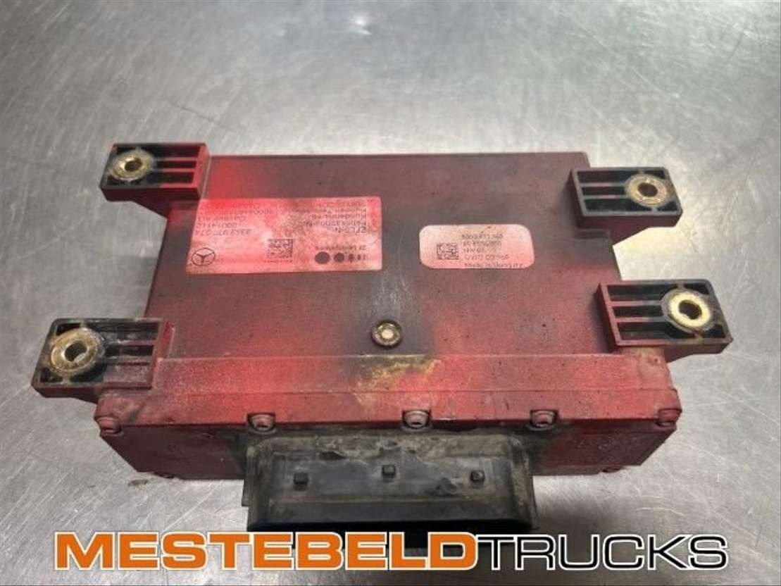 Mercedes-Benz ECU besturing 6x2 - Электрическая система для Грузовиков: фото 1 Mercedes-Benz ECU besturing 6x2 - Электрическая система для Грузовиков: фото 1