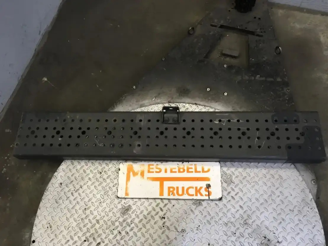 Mercedes-Benz Gedeelte van Chassis - Рама/ Шасси для Грузовиков: фото 1 Mercedes-Benz Gedeelte van Chassis - Рама/ Шасси для Грузовиков: фото 1