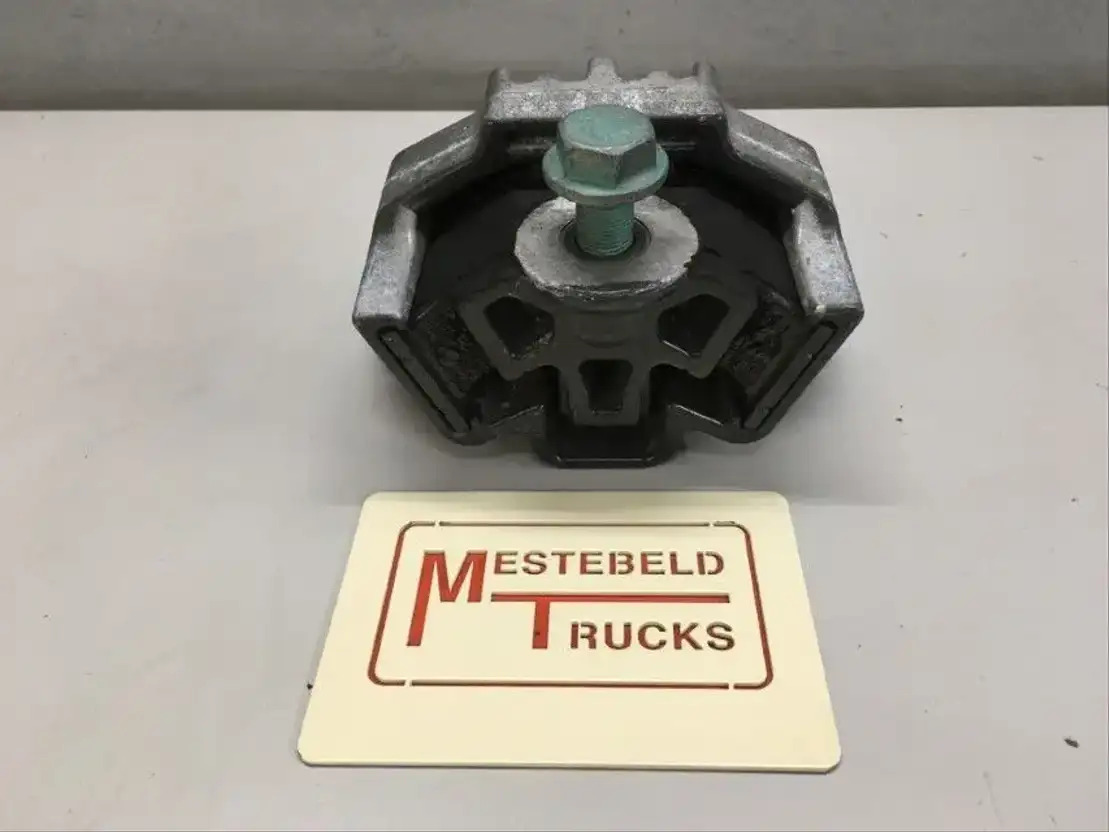 Mercedes-Benz Motorsteun achter - Рама/ Шасси для Грузовиков: фото 1 Mercedes-Benz Motorsteun achter - Рама/ Шасси для Грузовиков: фото 1