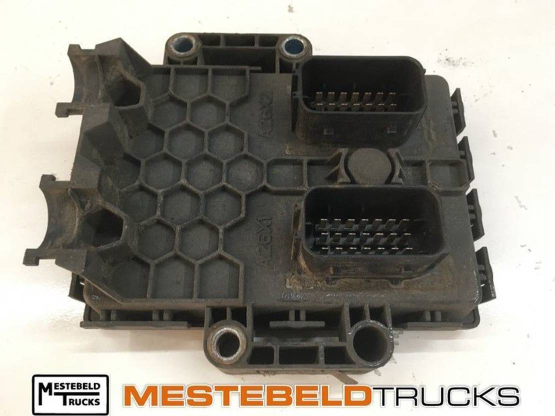 Mercedes-Benz Stuurkast CLC S - Электрическая система для Грузовиков: фото 1 Mercedes-Benz Stuurkast CLC S - Электрическая система для Грузовиков: фото 1