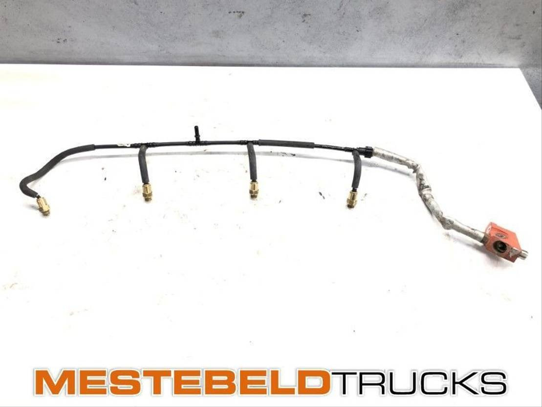 Scania Ontluchtingsleiding L - Система охлаждения для Грузовиков: фото 1 Scania Ontluchtingsleiding L - Система охлаждения для Грузовиков: фото 1