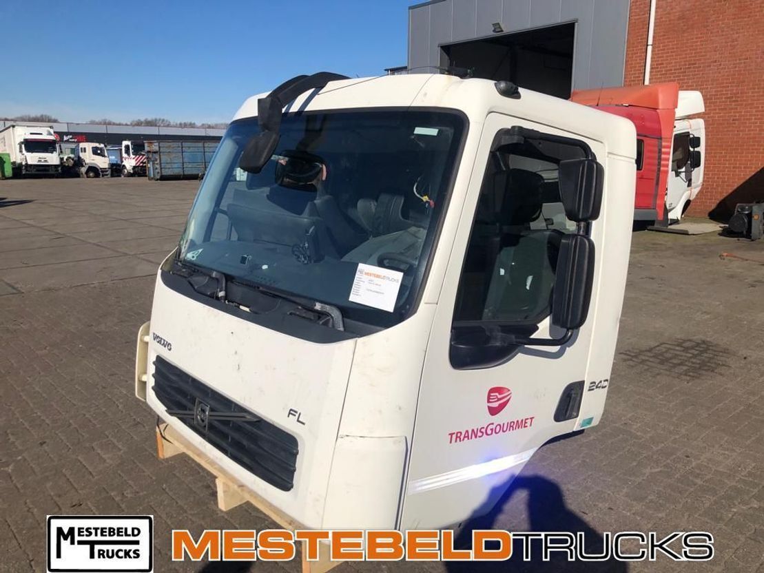 Volvo Cabine - Кабина для Грузовиков: фото 2 Volvo Cabine - Кабина для Грузовиков: фото 2