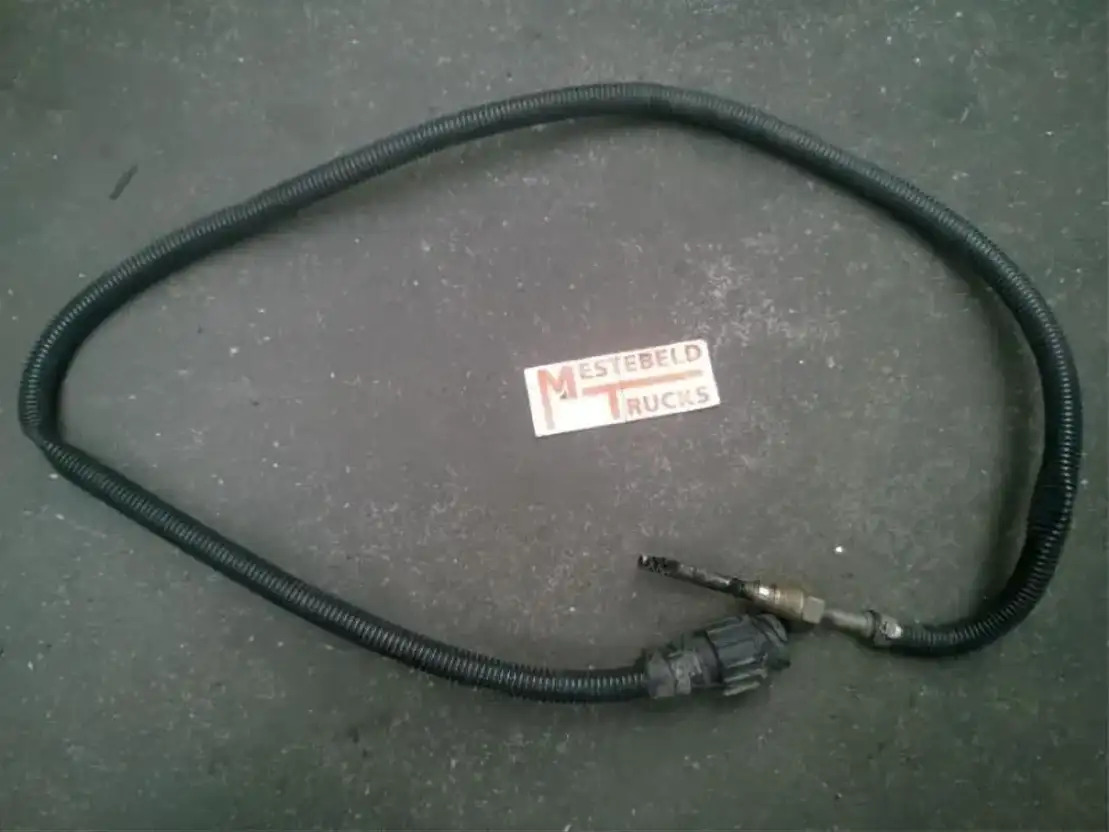 Volvo Uitlaatgastemperatuursensor FH - Глушитель/ Выхлопная система для Грузовиков: фото 1 Volvo Uitlaatgastemperatuursensor FH - Глушитель/ Выхлопная система для Грузовиков: фото 1
