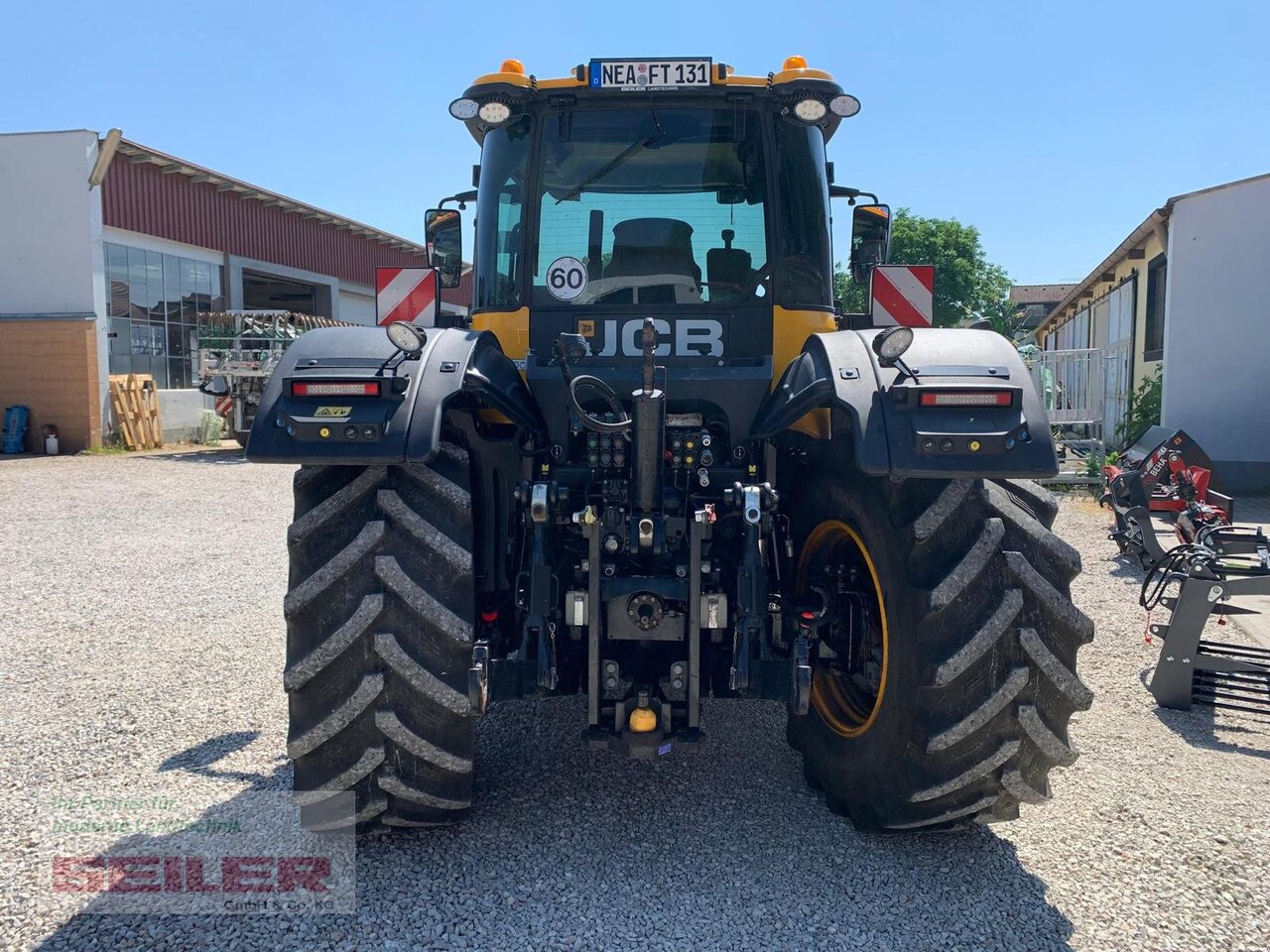 JCB Fastrac 4220 - Трактор: фото 4 JCB Fastrac 4220 - Трактор: фото 4